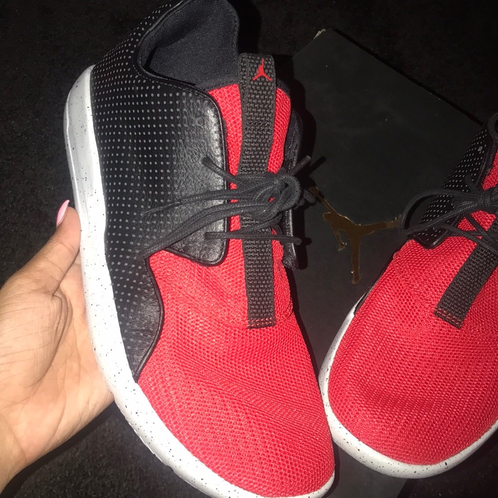Jordan Eclipse